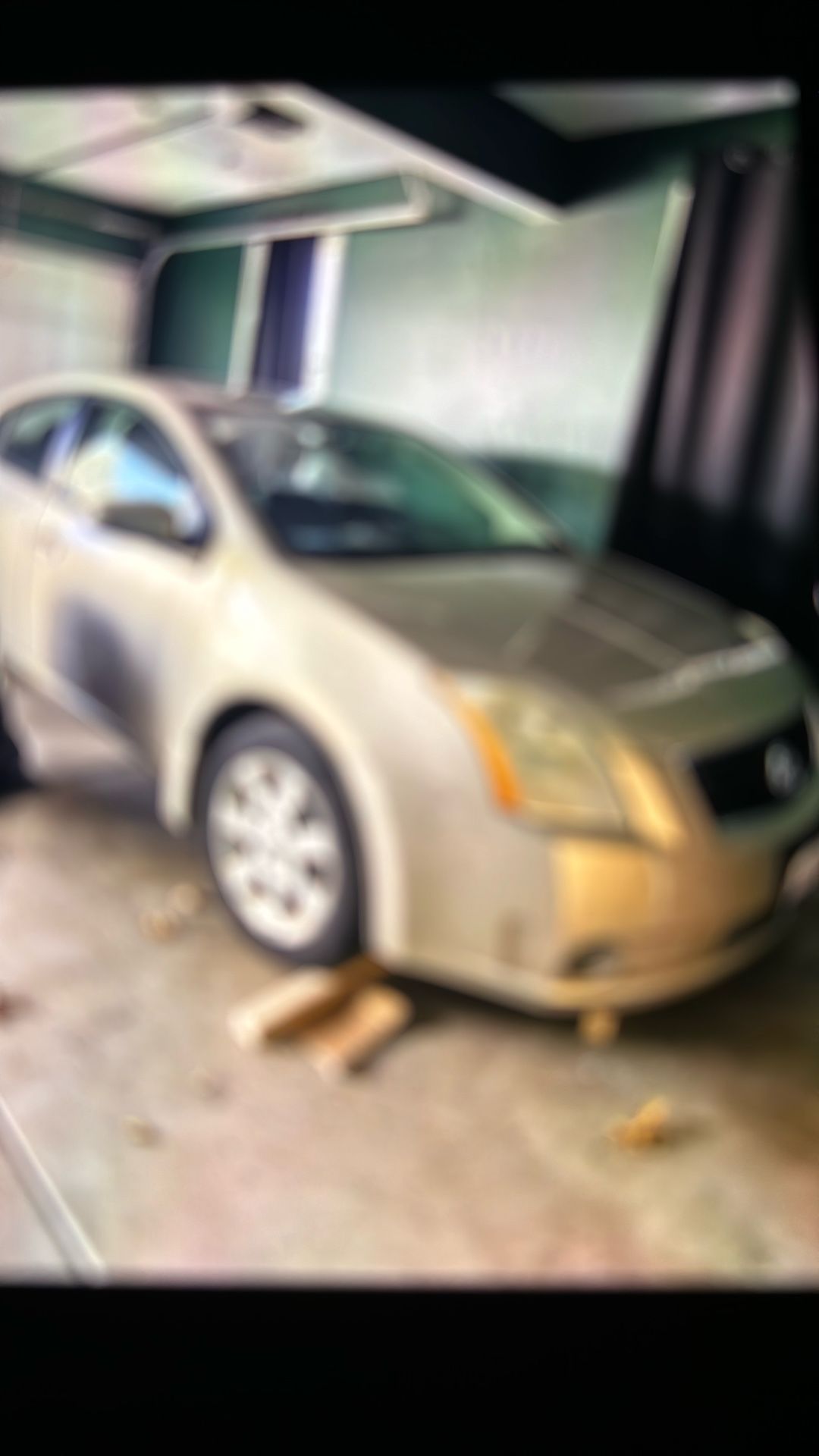 Nissan Centra