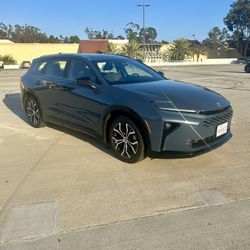 2025 Toyota Crown Signia