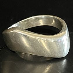 Vintage Sterling Silver Crooked Band Ring Size 7.5