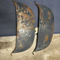 1948 Pontiac Chieftain Fender Skirts