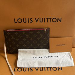 100% Authentic Brand New Louis Vuitton Neverfull Pochette/Wristlet/Clutch