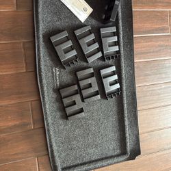 Cargo Trunk Liner With Blocks. 