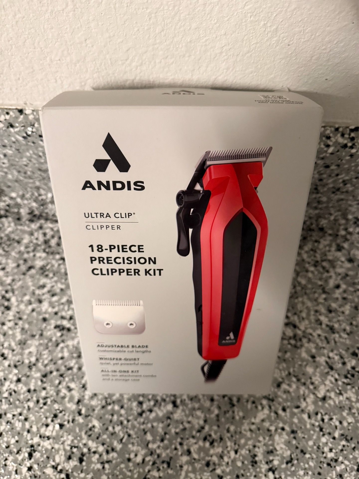 Andis Ultra Clip 18-Piece Clipper Kit - NEW