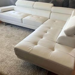 🌼Antares White Modern Sectional

🚛FREE DELİVERY(0-15 MİLES)