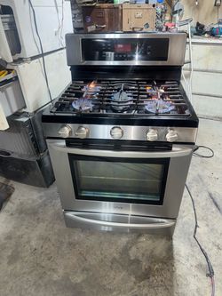 LG gas Stove everything working 3 Month Warranty we Deliver