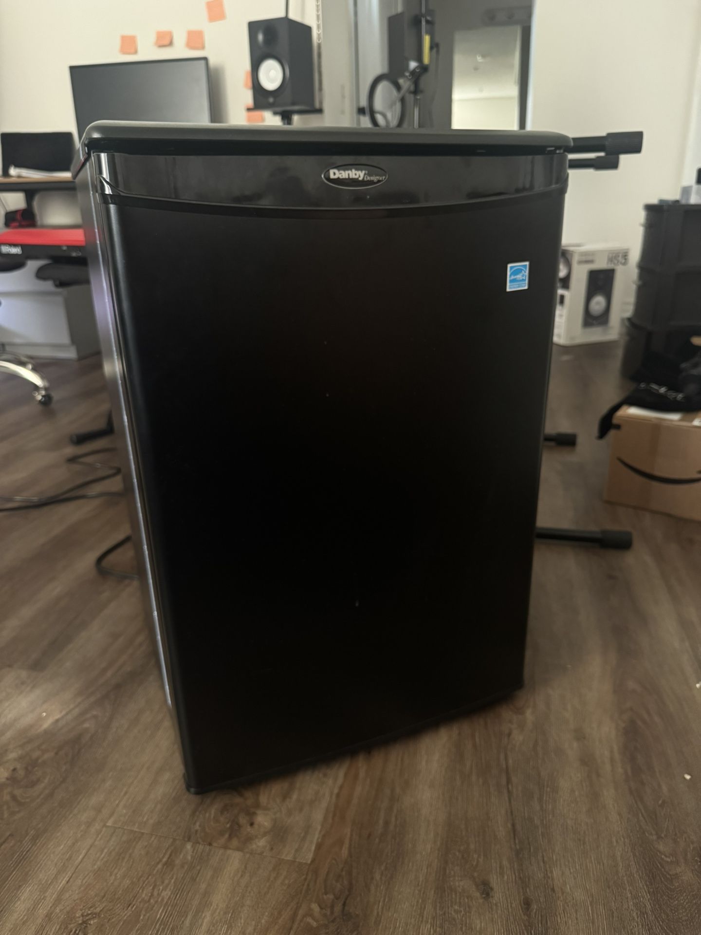 Mini Fridge (Danby Designer)