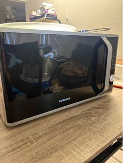 Samsung Countertop Microwave – Stainless Steel