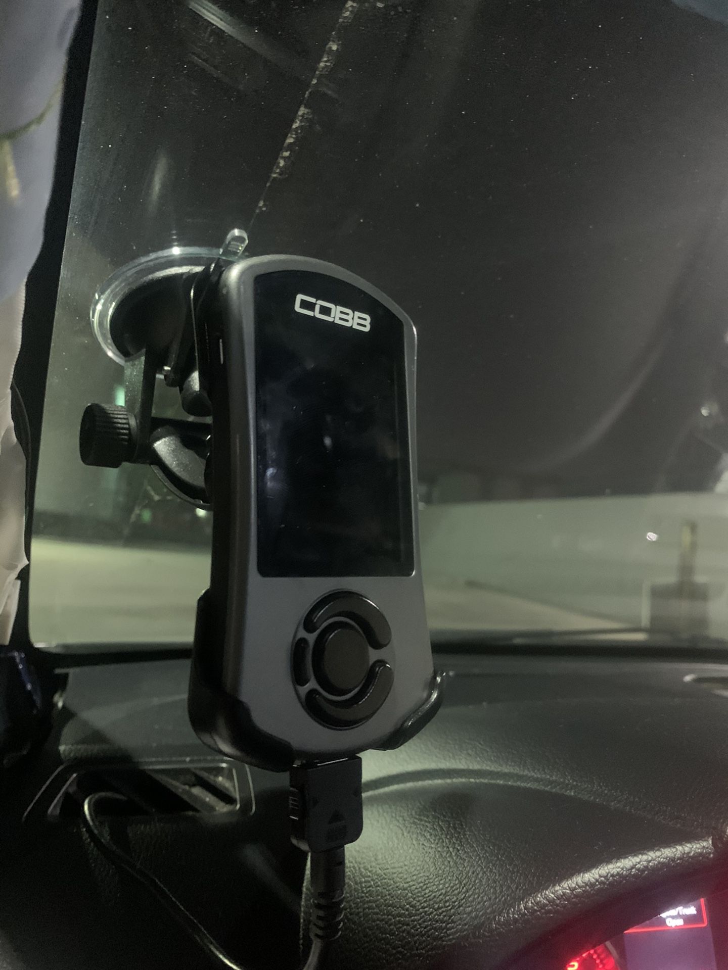 COBB AcessPort windshield mount