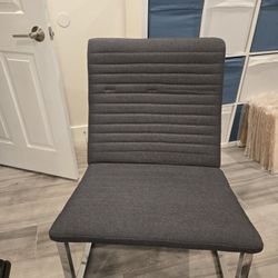 Chair/ Silla (Square/ cuadrada)