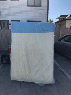 Full Size Mattress in plastic wrapping