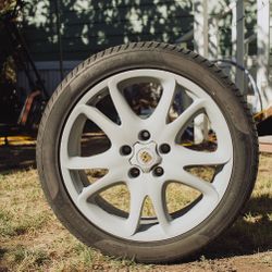 Porsche Cayenne OEM rims with PZERO 