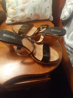 Michael kors Size 10