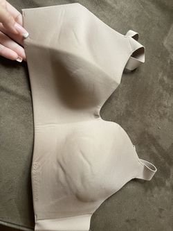 Lululemon 32D seamless bra. BRAND NEW