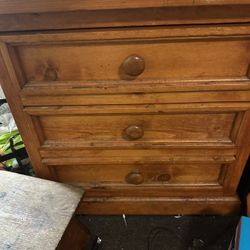 Bedside Dresser 