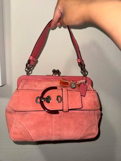 Vintage rare madison pink suede kisslock coach