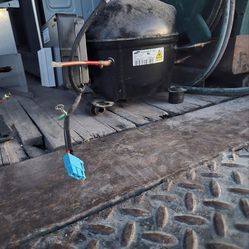 Samsung compressor with inverter board