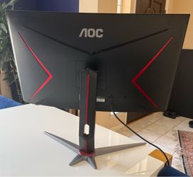 AOC curve monitor