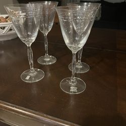 Mikasa wine/Champagne Glasses Set Of 4