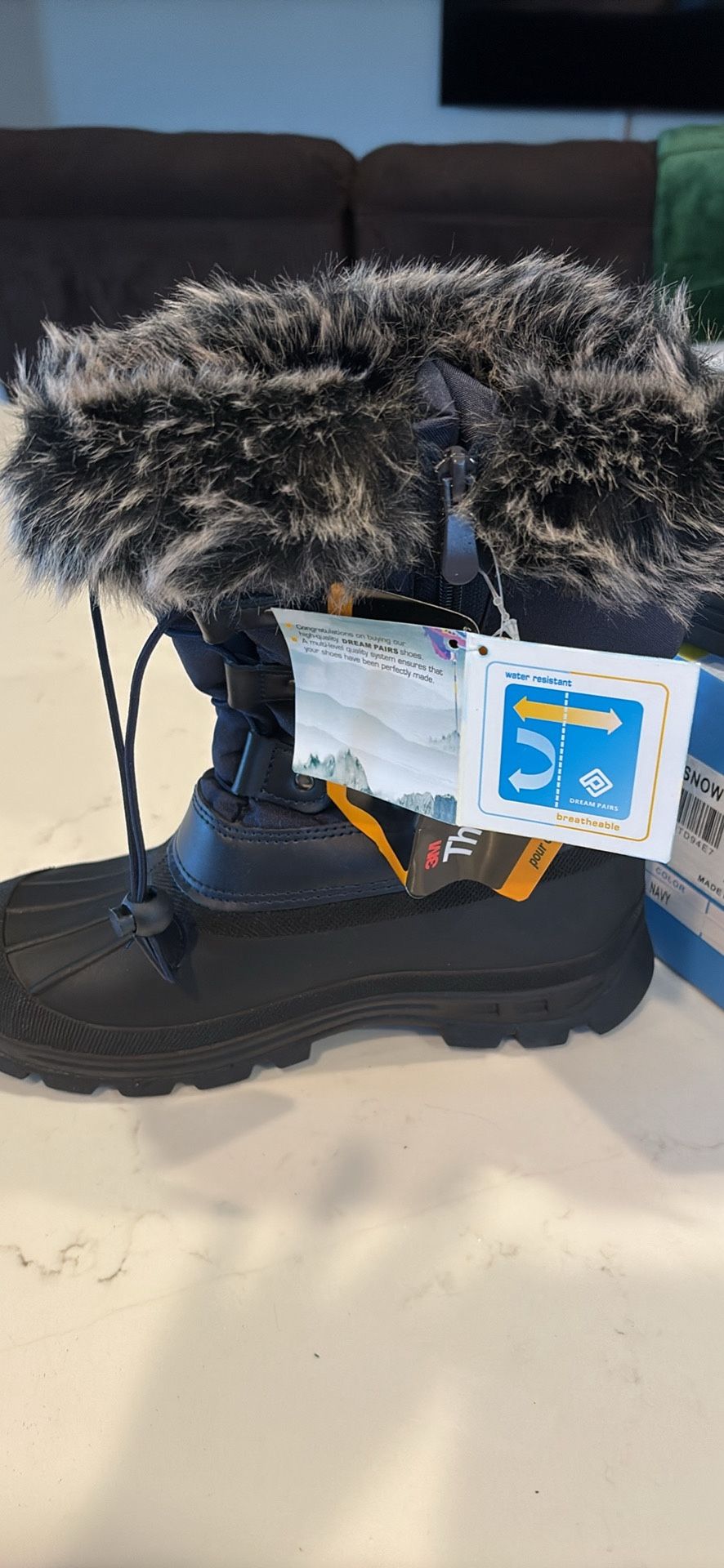 Women’s Snow Boots Size 6