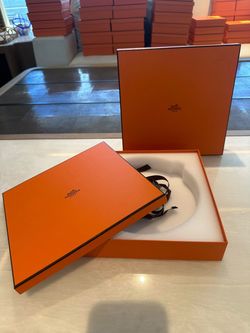 Authentic Hermès Orange Square Tableware / Presentation Box – 9.8” x 9.8”