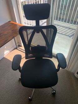 SIHOO M18 Ergonomic Office Chair - Mesh Back, Headrest, Adjustable Lumbar