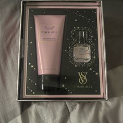 VS bombshell Perfume Travel Size