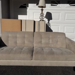Free Sofa