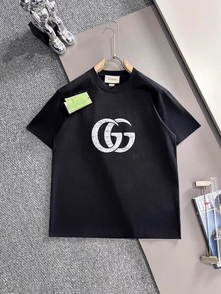 Gucci black monogrammed T-shirt