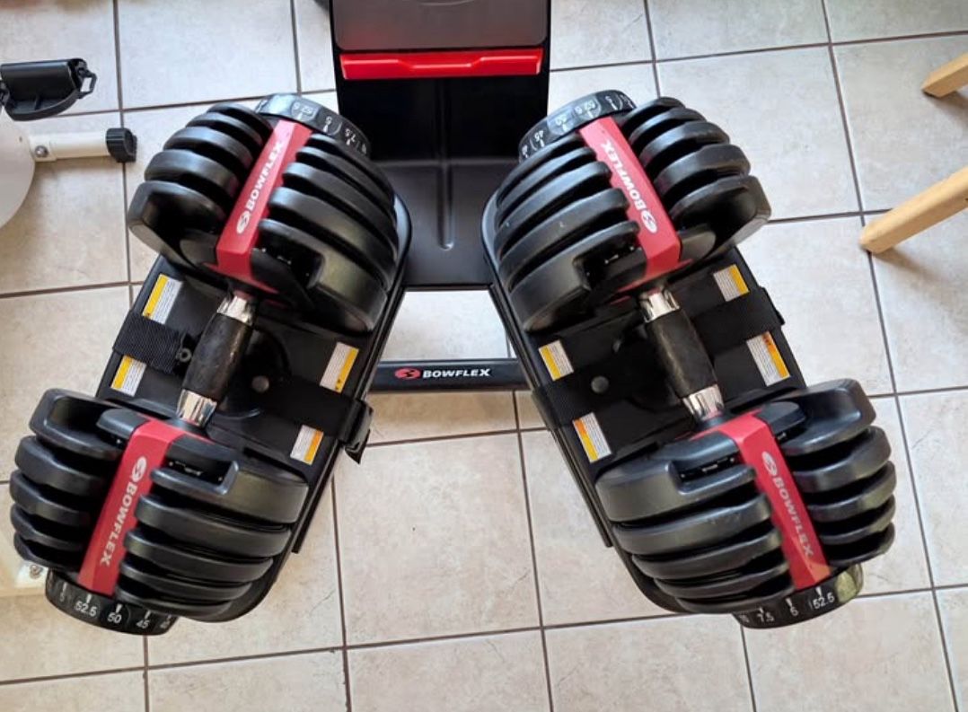 Bowflex Adjustable Dumbbells With Stand