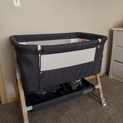 HARPPA Cuddly Rocking Bassinet, 3 in 1 Baby Bassinet, Bedside Crib with Wheels, Mattress