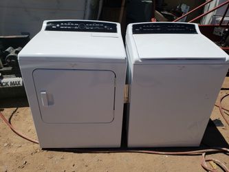 Whirlpool cabrio set washer and dryer