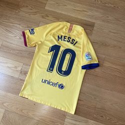 Nike FC Barcelona LIONEL MESSI🇦🇷 2019/20 away jersey (Size Small) 
