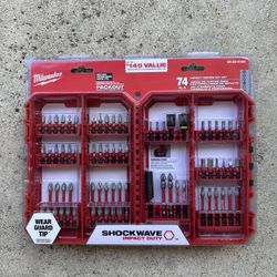 Milwaukee SHOCKWAVE Impact Duty Alloy Steel Screw Driver Bit Set (74-Piece) 