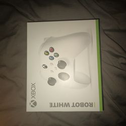Robot White Xbox Controller 