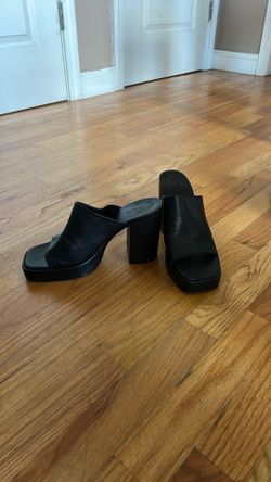 Black “Tendance” Heels