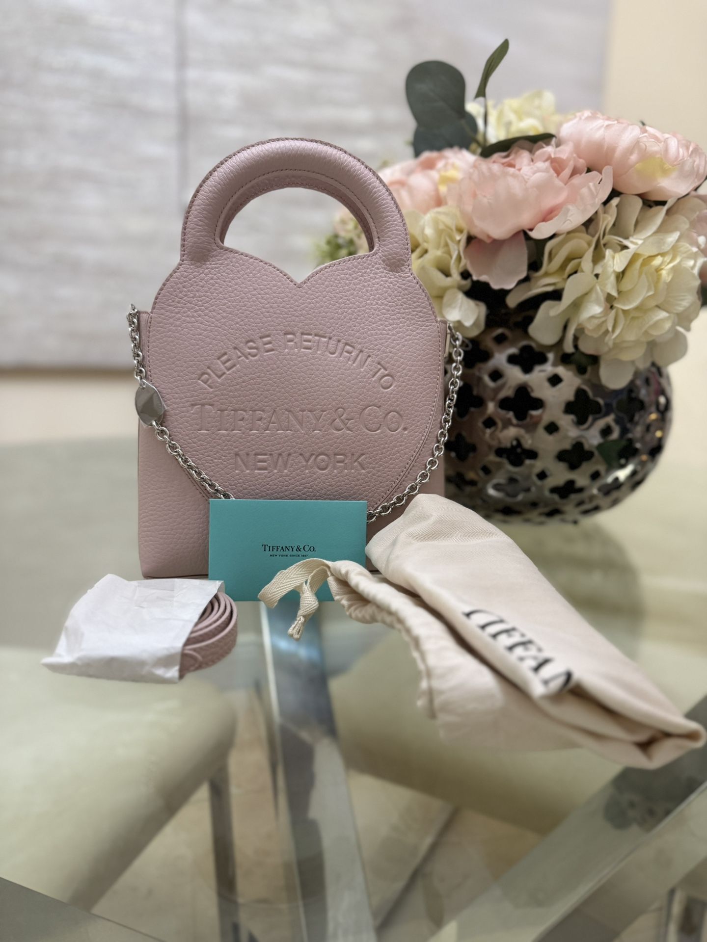 Ultra-Rare Tiffany & Co. “Please Return To” Pink Leather Bag – BRAND NEW