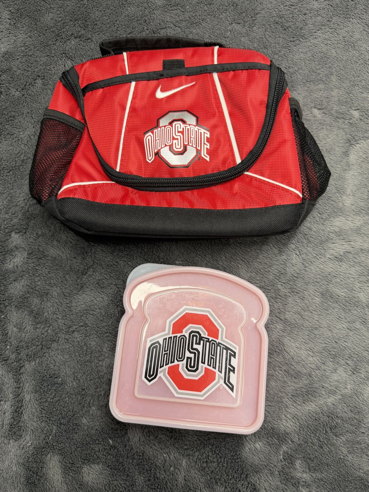 Nike Ohio State University Lunch bag with Plastic Sandwich Container! #Buckeyes