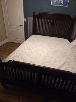 Queen size bed, headboard, foundation, real wood