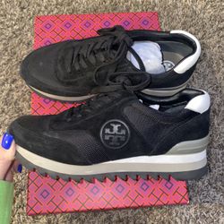 Tory Burch Sneakers