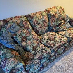 La-z-Boy Hidabed Couch