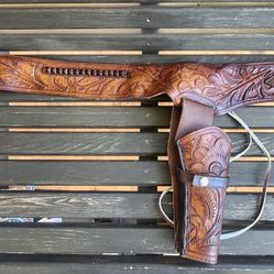 🤠 Hand-Tooled Leather Western Gun Belt & Holster – Made in Mexico 🌵