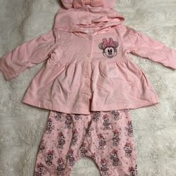 Minnie Mouse Outfit