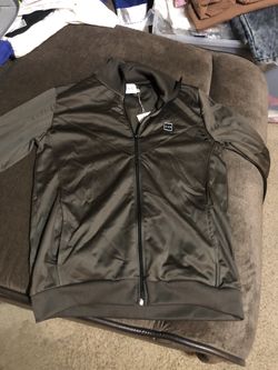 King windbreaker sz small an medium