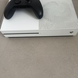 Xbox One S 