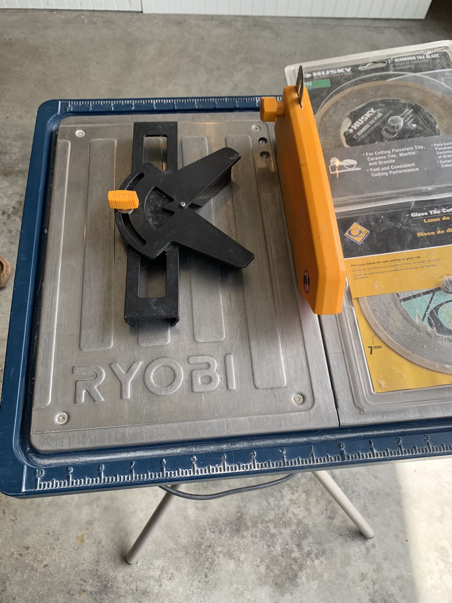 Ryobi WS720S 7 Tile Saw 3 Diamond Blades And Stand for Sale in