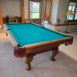 Beautiful 8' Peter Vitale Pool Table