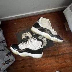 Jordan 11 Retro Concord - Size 9M (best offer)