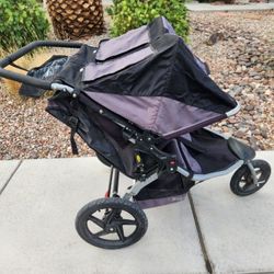 BOB Double Jogging Stroller – Excellent Condition