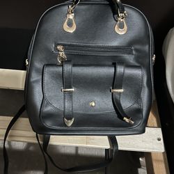 Small Backpack - BLACK 