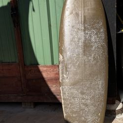 Surfboard for sale – 5’9”